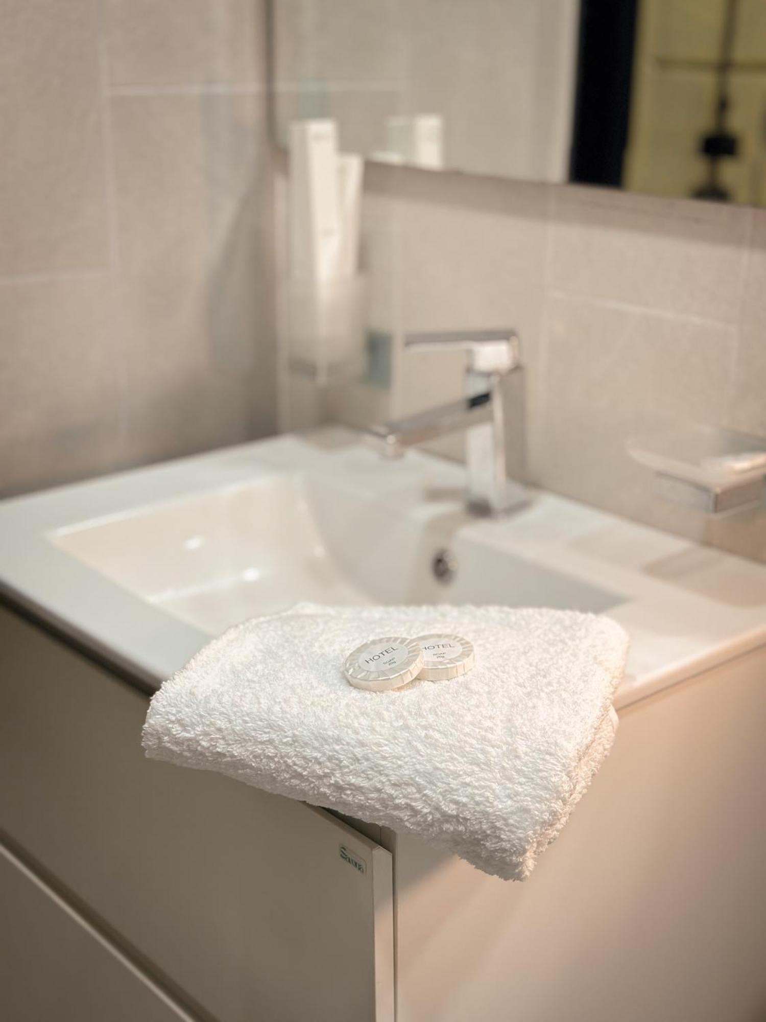 Tiroents Hotel Gyumri Luaran gambar