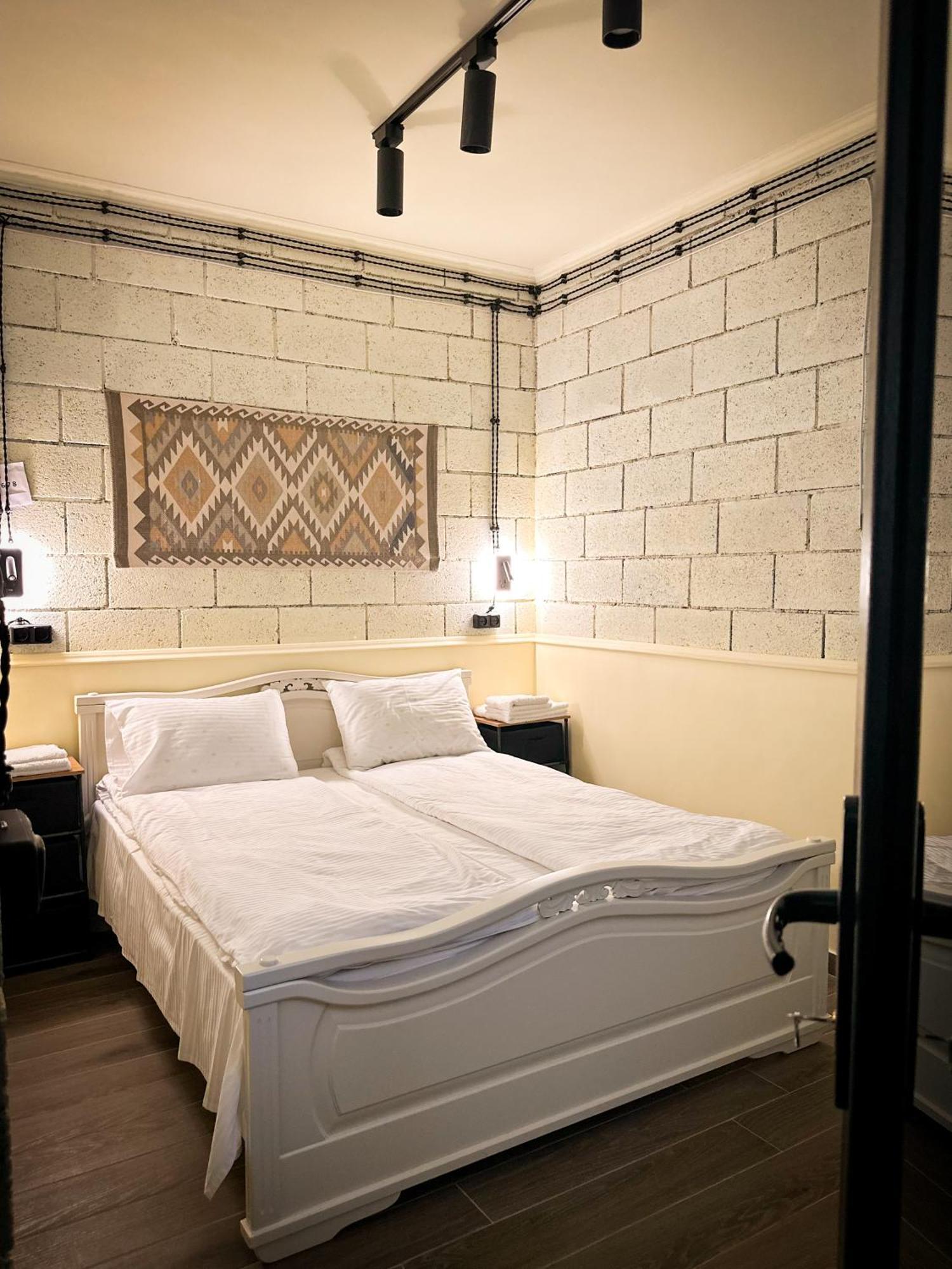 Tiroents Hotel Gyumri Luaran gambar